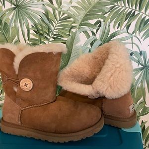 Ugg’s boots